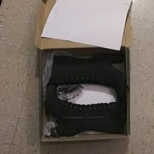 Womens Timberland 10in zip up boots 8.5